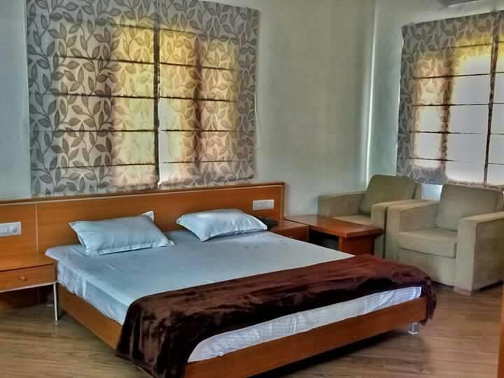 Nature Lovers Farm Hotel Gurgaon Exterior foto